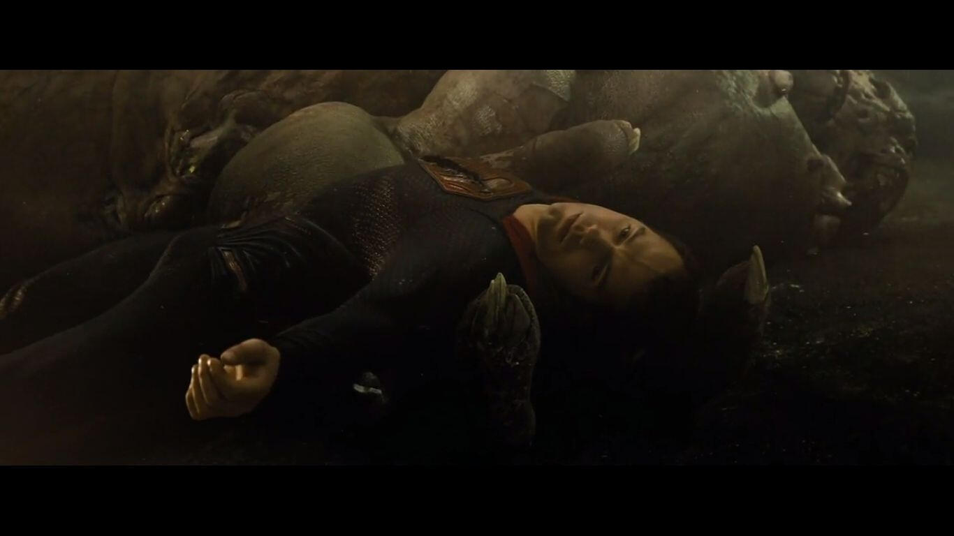 Poświęcił życie, aby ratować Lois i świat.